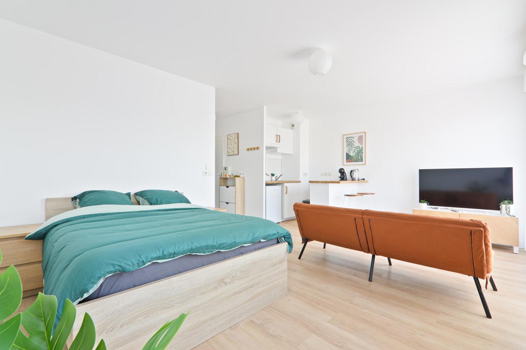 Cozy Near Paris & Orly Apartment *